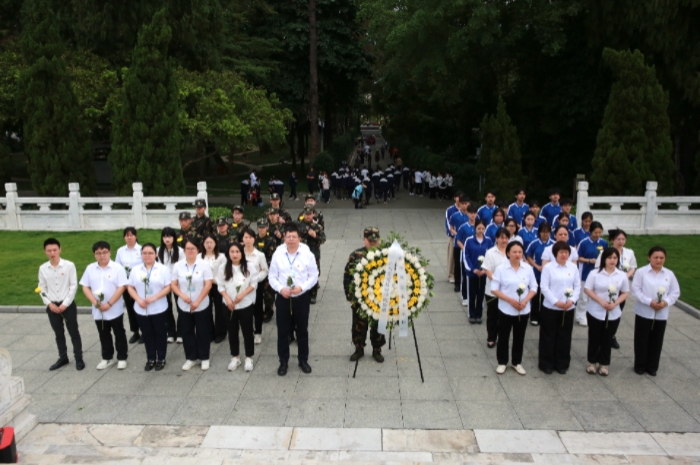 1775093864492038417.jpg IMG_4521.jpg