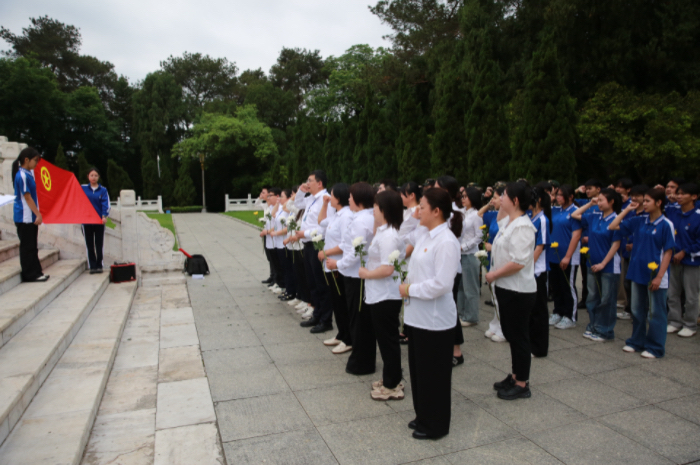 1775093887207036923.jpg IMG_4532.jpg