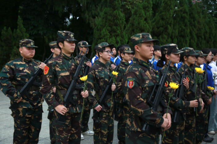 1775093909222002214.jpg IMG_4528.jpg